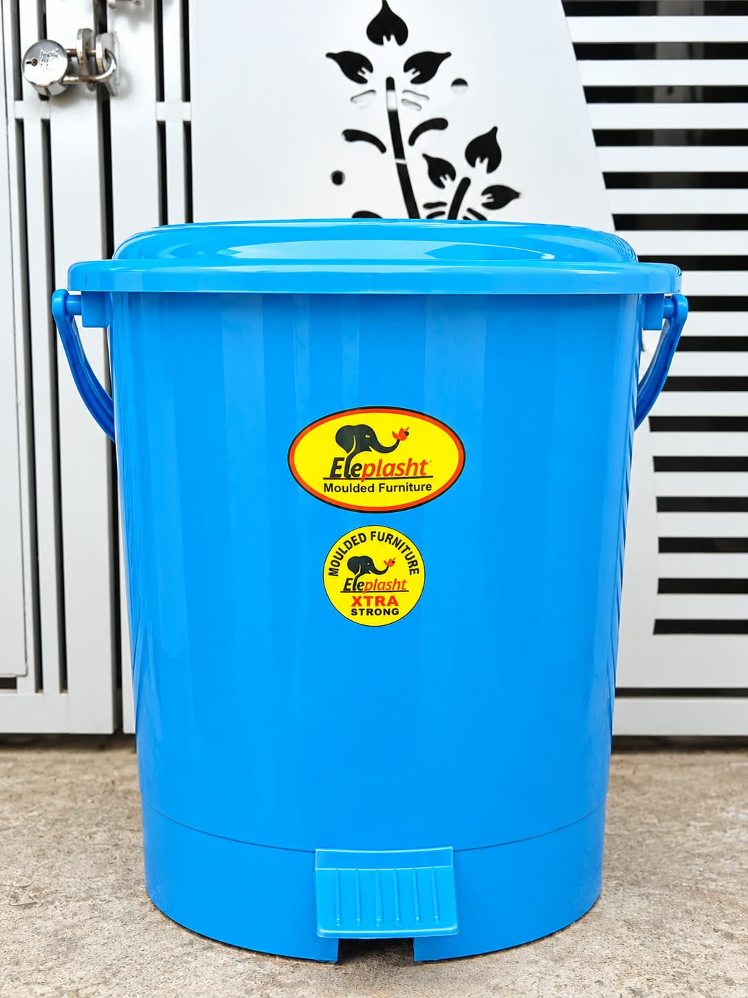 DUSTBIN
